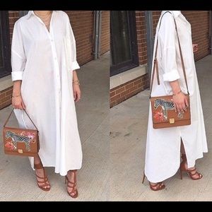 Oversized dress size m/L runs oversized